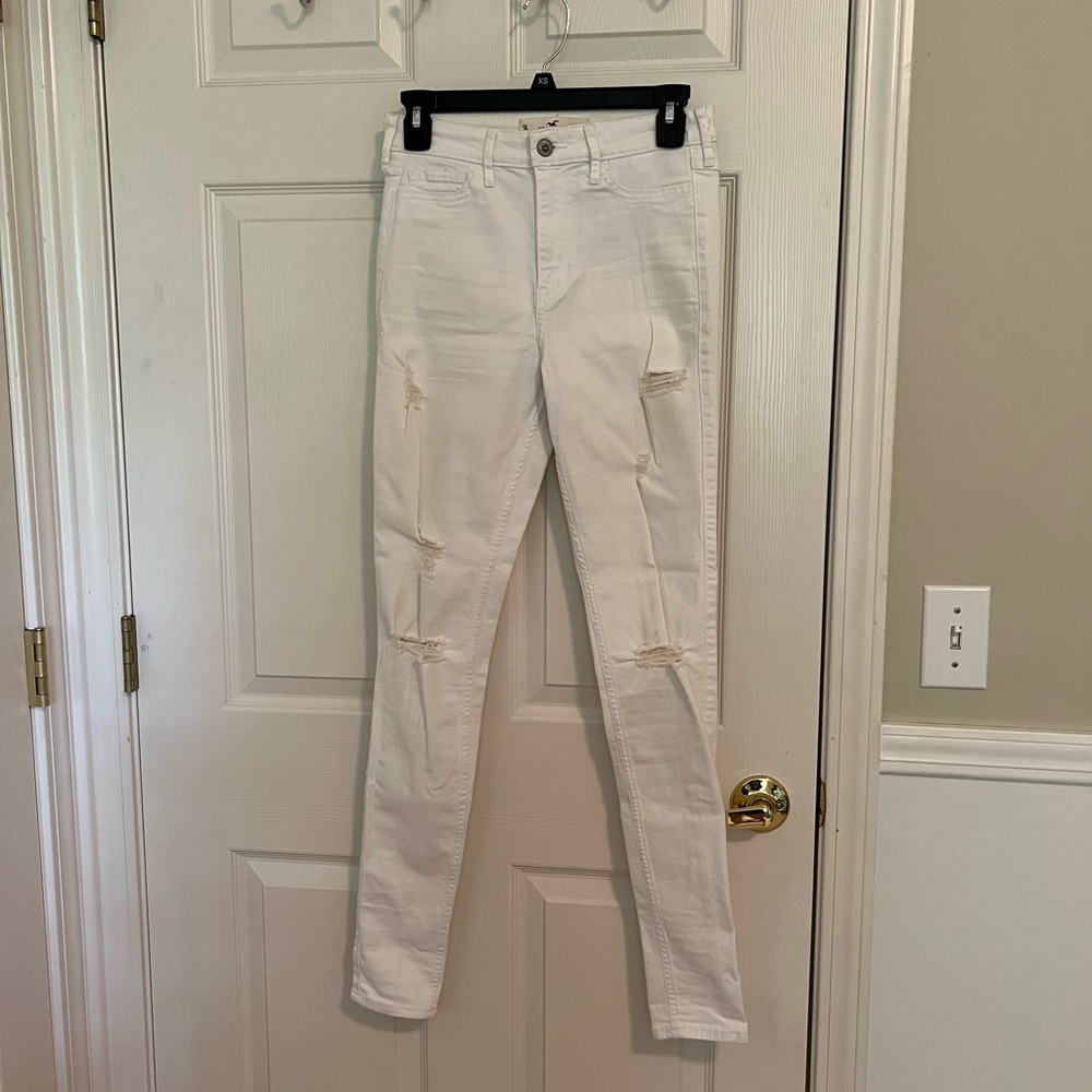 White Ripped Skinny Jeans
